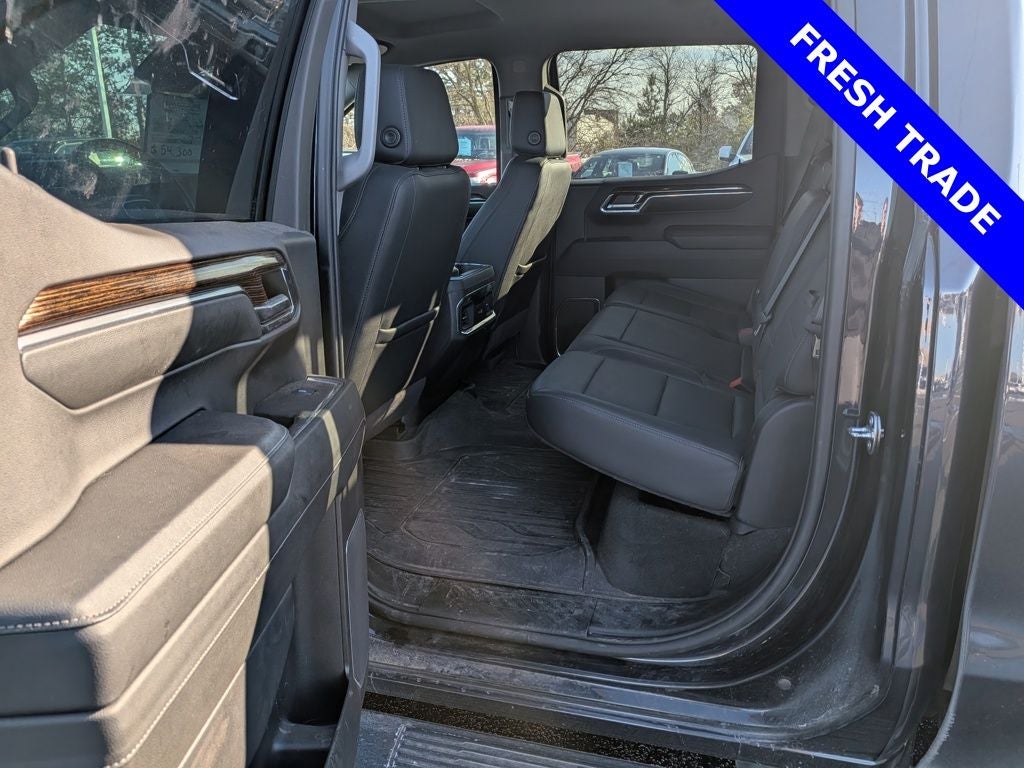 2024 GMC Sierra 1500 Elevation Premium Package W/Max Trailering Package