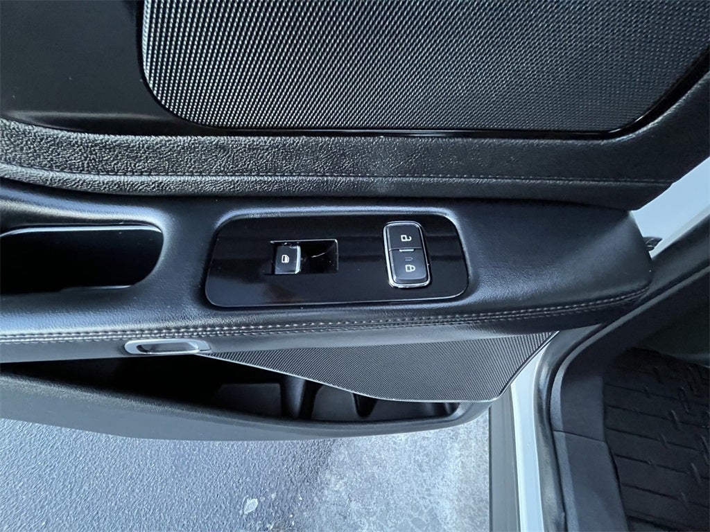 2022 Lincoln Aviator Standard W/ELEMENTS PACKAGE