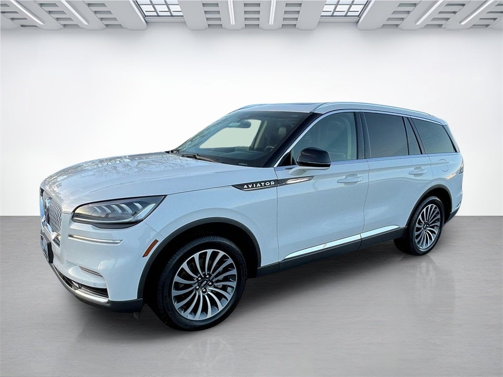 2022 Lincoln Aviator Standard W/ELEMENTS PACKAGE