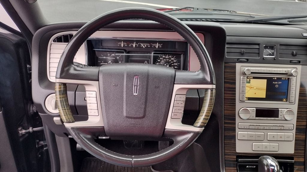 2010 Lincoln Navigator Base 101A Elite Package