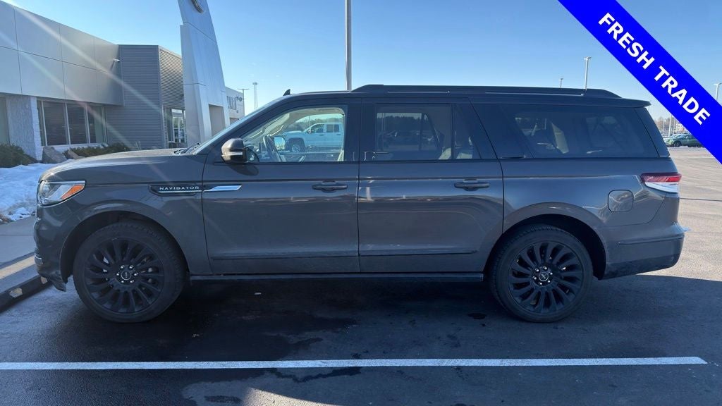2022 Lincoln Navigator L Black Label 800A