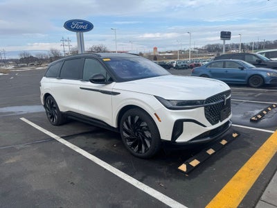 2024 Lincoln Nautilus Reserve 203A W/Jet Appearance Package