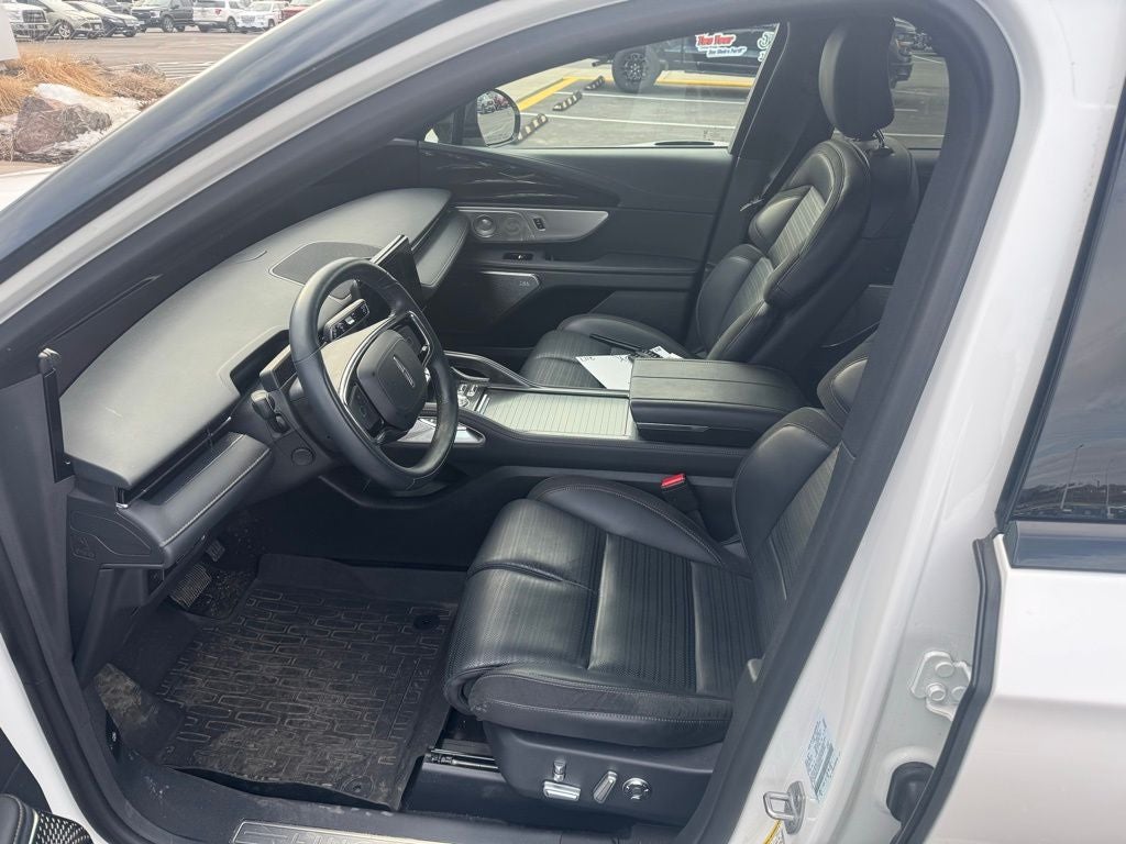 2024 Lincoln Nautilus Reserve 203A W/Jet Appearance Package