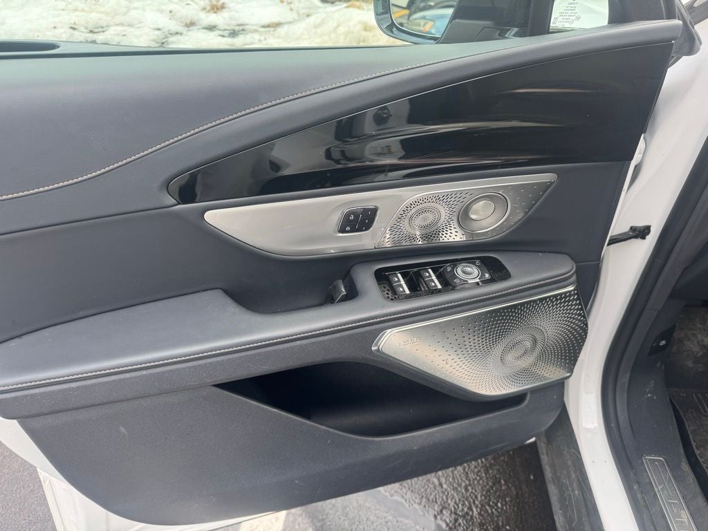 2024 Lincoln Nautilus Reserve 203A W/Jet Appearance Package