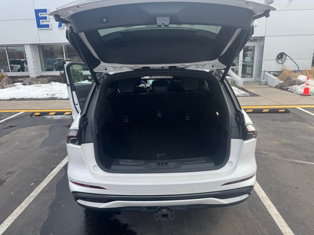 2024 Lincoln Nautilus Reserve 203A W/Jet Appearance Package