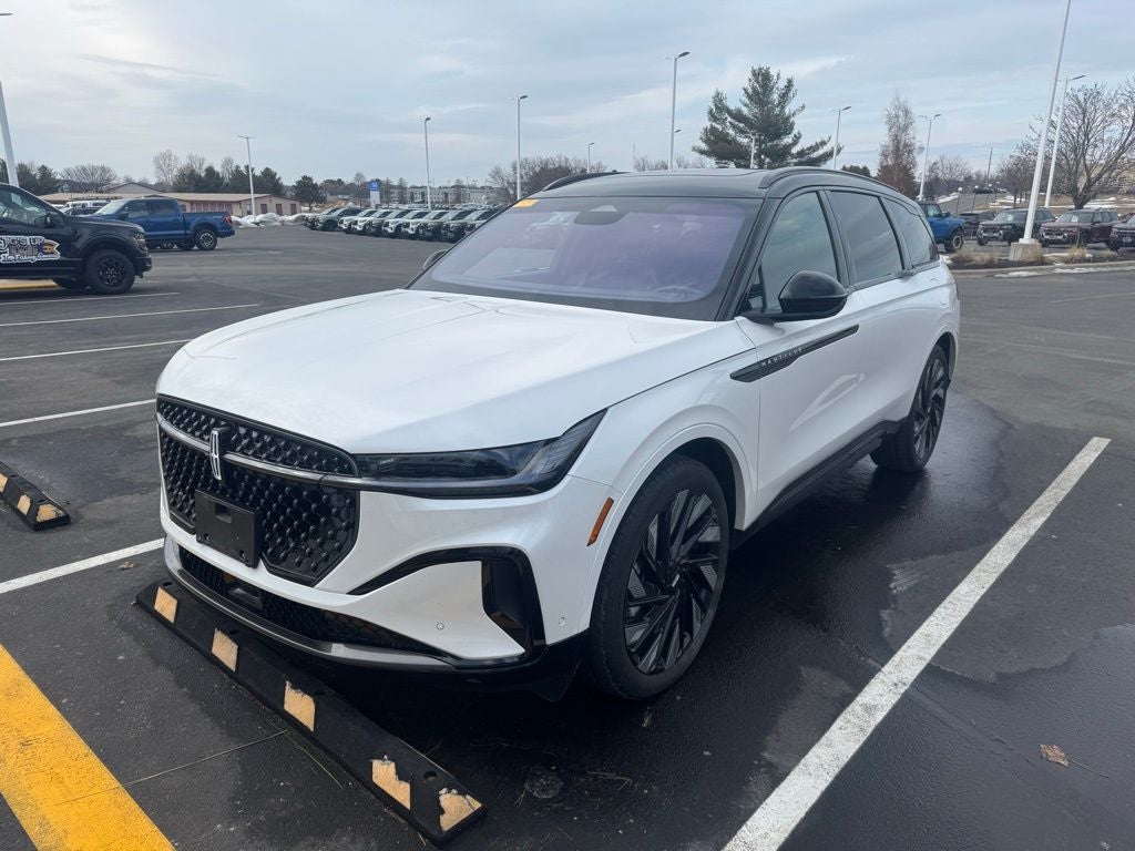 2024 Lincoln Nautilus Reserve 203A W/Jet Appearance Package