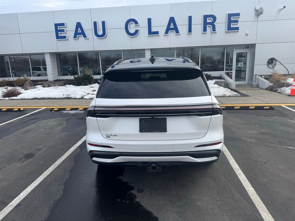 2024 Lincoln Nautilus Reserve 203A W/Jet Appearance Package