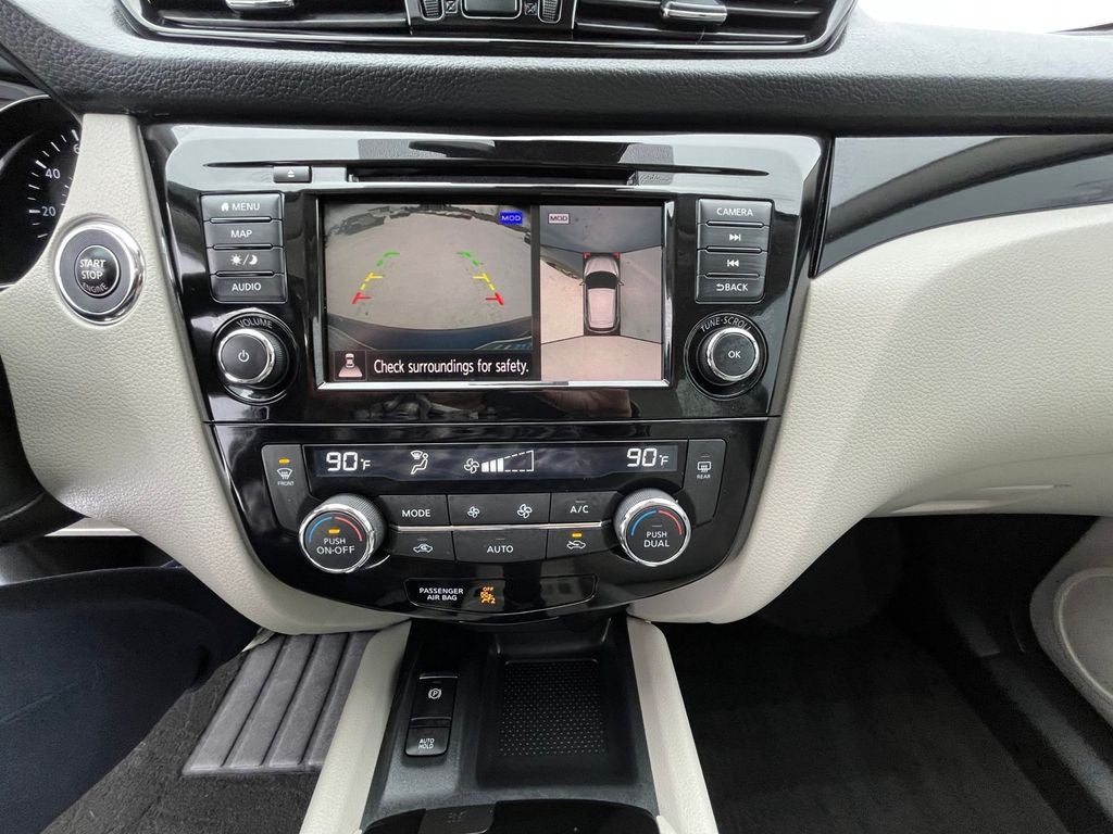 2022 Nissan Rogue Sport SL