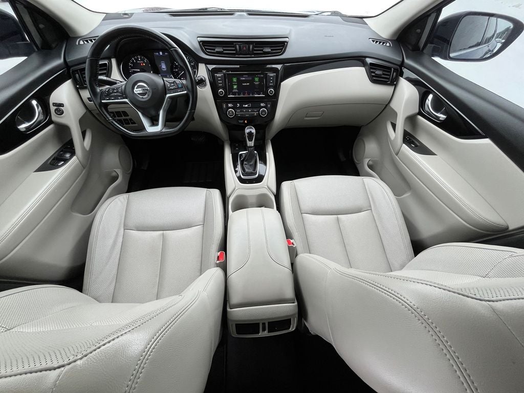 2022 Nissan Rogue Sport SL