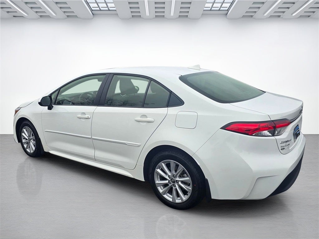 2023 Toyota Corolla Hybrid LE Convenience Package