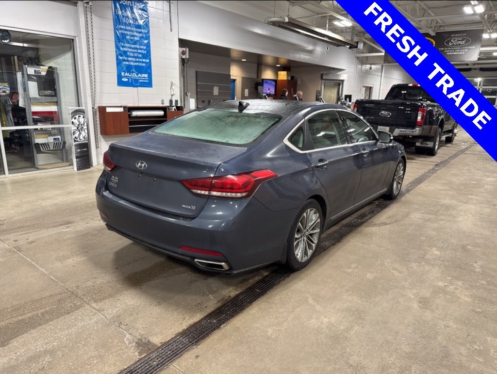2015 Hyundai Genesis 3.8 Signature Package