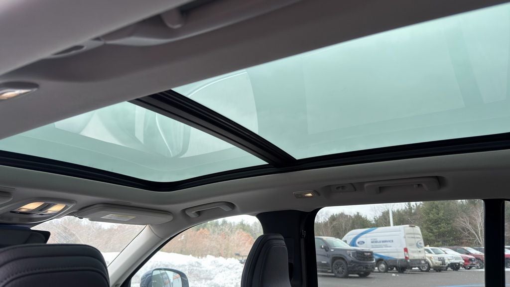 2023 Volvo XC90 Recharge Plug-In Hybrid T8 Plus Bright Theme 7 Passenger